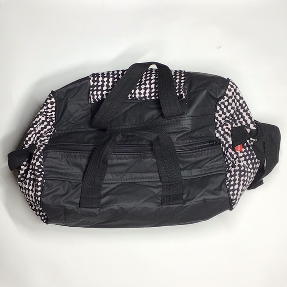 Medium sized duffle bag - Picture 2 of 4